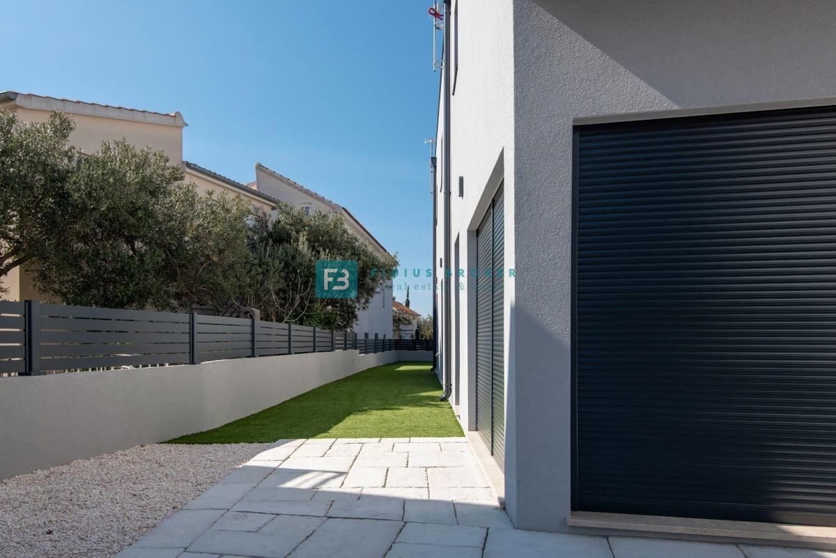 Hiša Žaborić, Šibenik - Okolica, 111,40m2