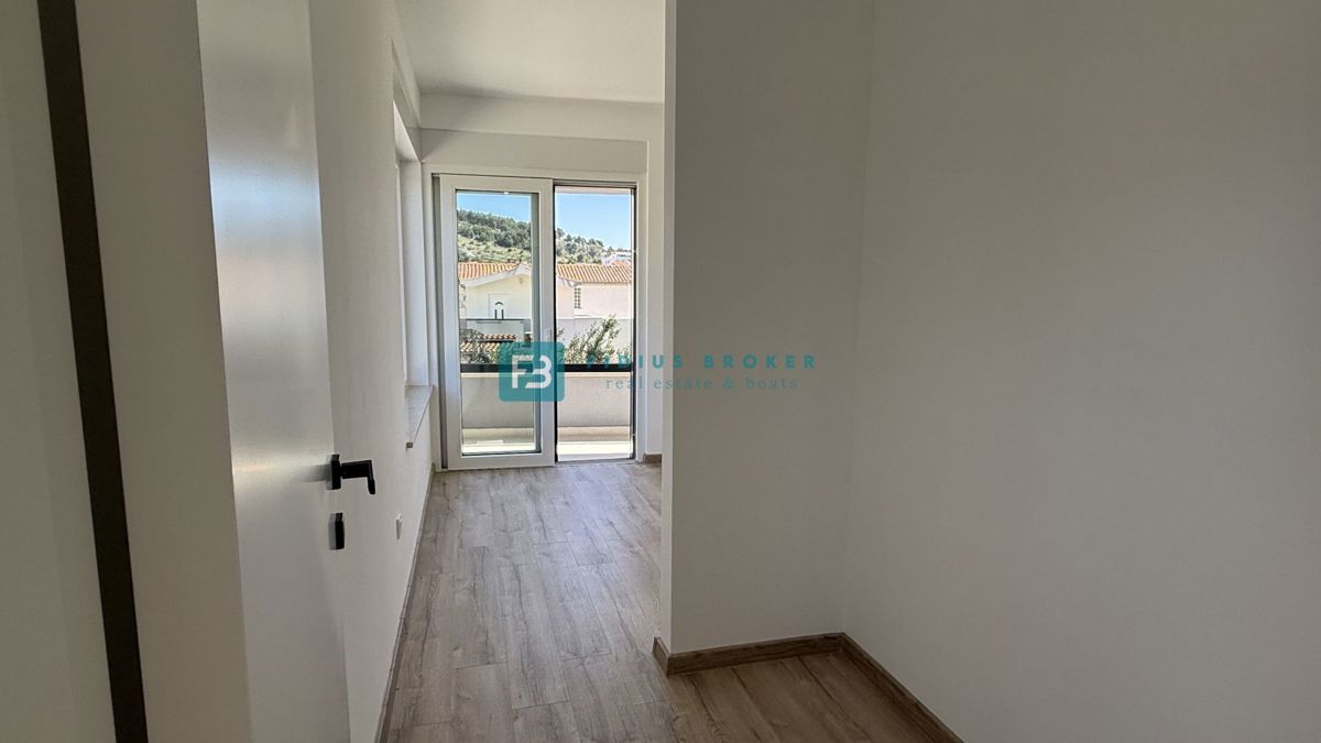 Hiša Žaborić, Šibenik - Okolica, 111,40m2