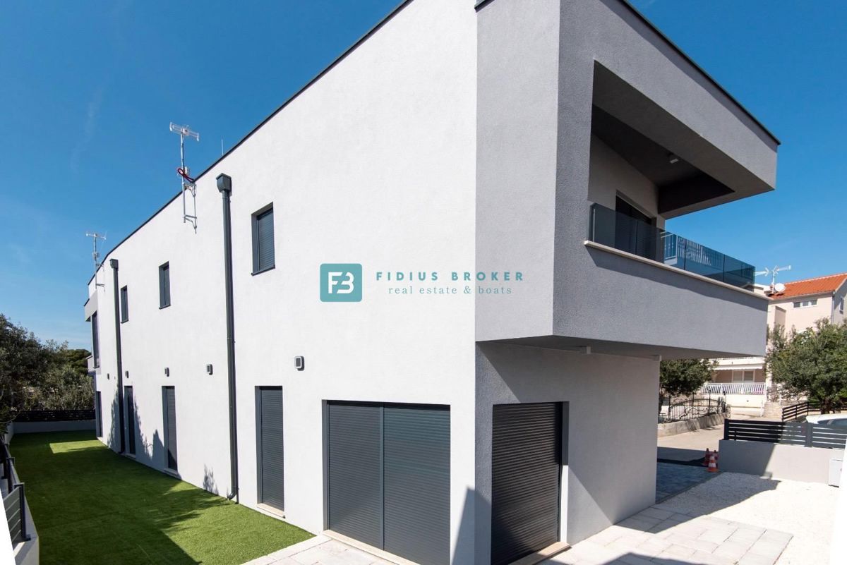 Hiša Žaborić, Šibenik - Okolica, 111,40m2