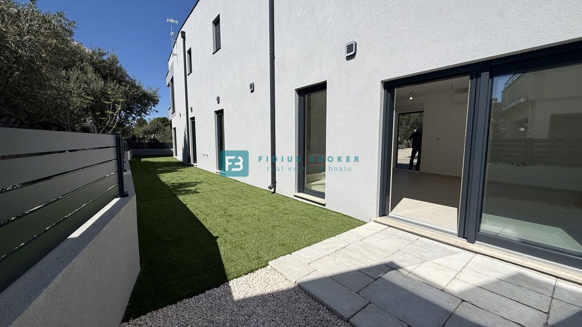 Hiša Žaborić, Šibenik - Okolica, 111,40m2