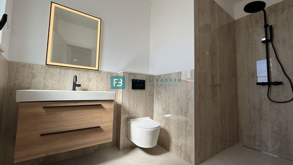 Hiša Žaborić, Šibenik - Okolica, 111,40m2