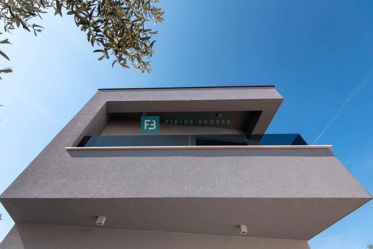 Hiša Žaborić, Šibenik - Okolica, 111,40m2