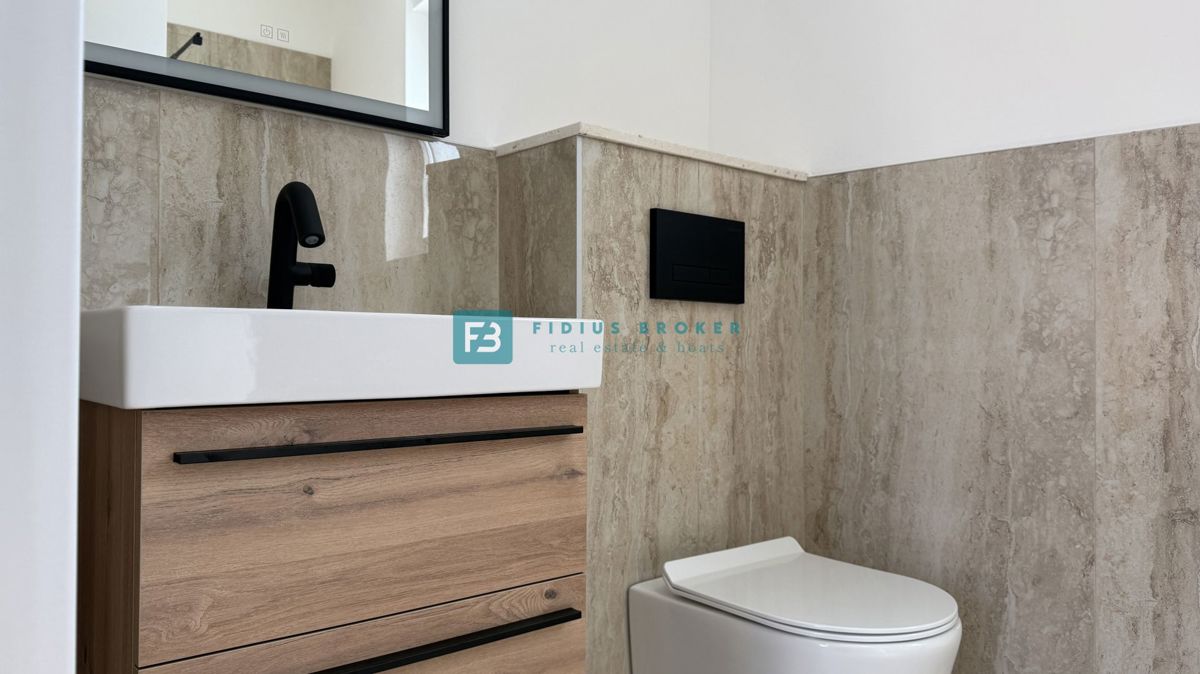 Hiša Žaborić, Šibenik - Okolica, 111,40m2