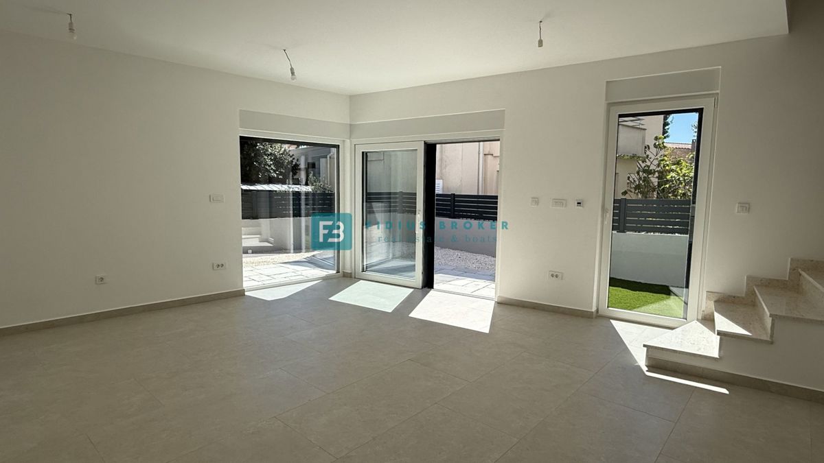 Hiša Žaborić, Šibenik - Okolica, 111,40m2