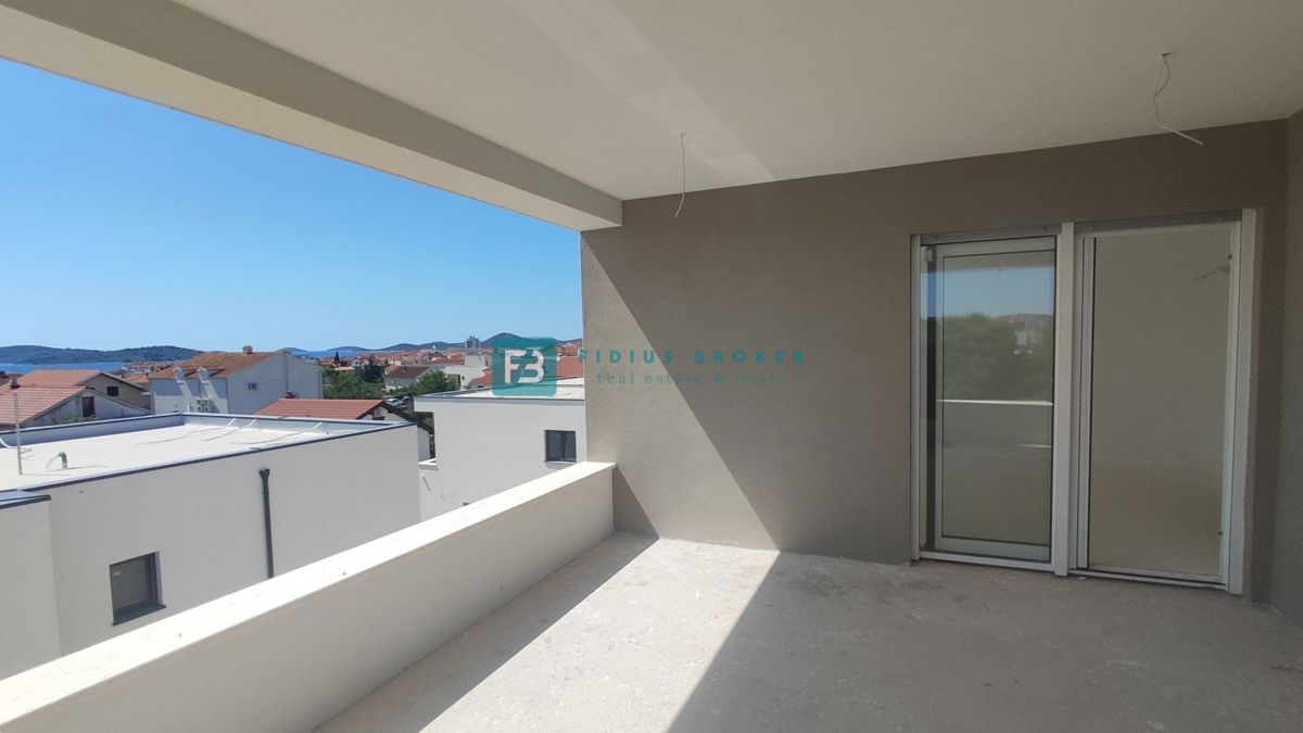 VODICE, novogradnja, 2. nad., pogled na morje, shramba, S6