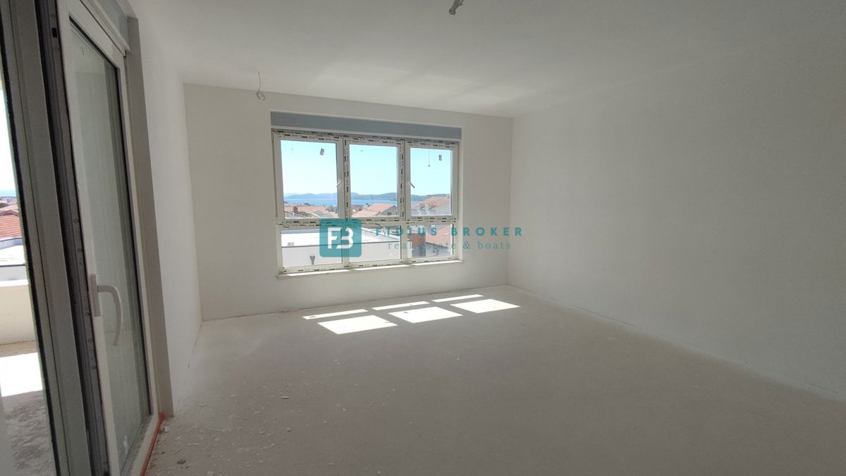 VODICE, novogradnja, 2. nad., pogled na morje, shramba, S6