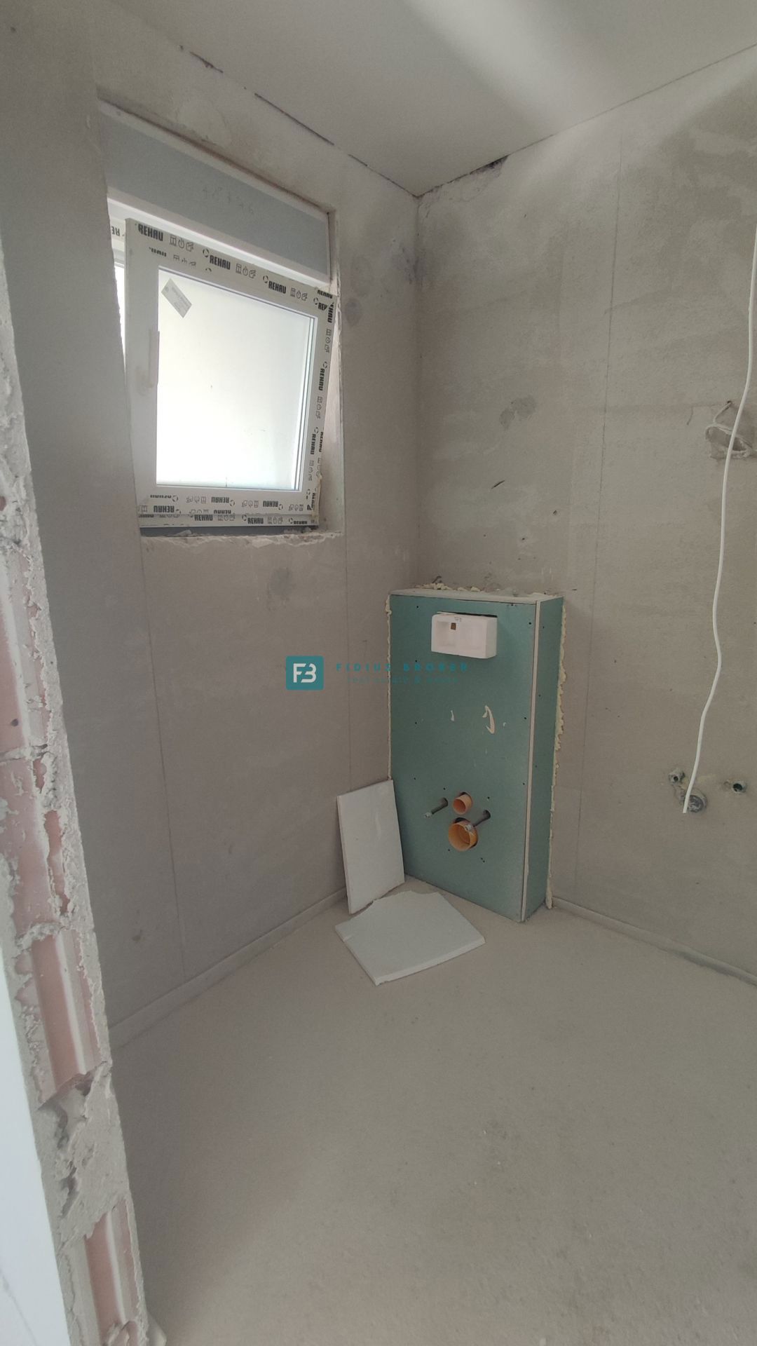 VODICE, novogradnja, 2. nad., pogled na morje, shramba, S6