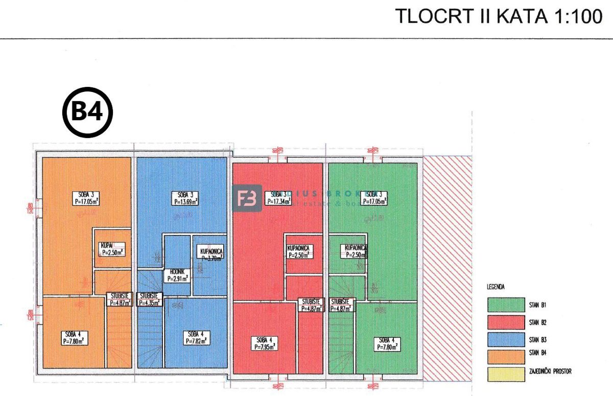 SRIMA, opremljena vrstna hiša, 450 m do plaže, dvorišče