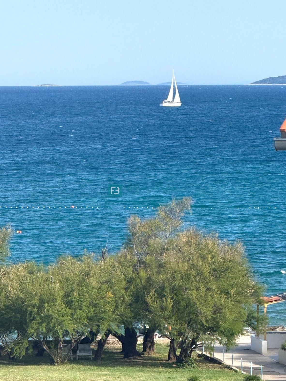 VODICE, novo, vrhunska lokacija, 50 m do plaže, pogled na morje, dvigalo