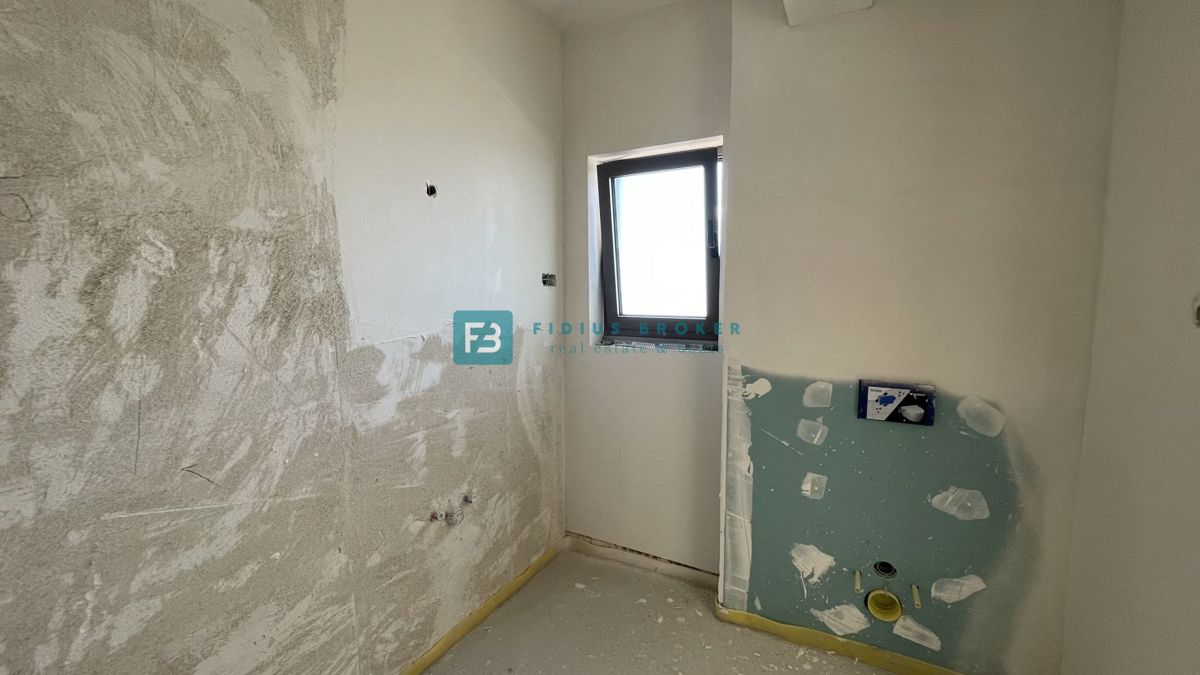 VODICE, novogradnja, 1. nadstropje, pogled na morje, dvigalo, 3s, shramba