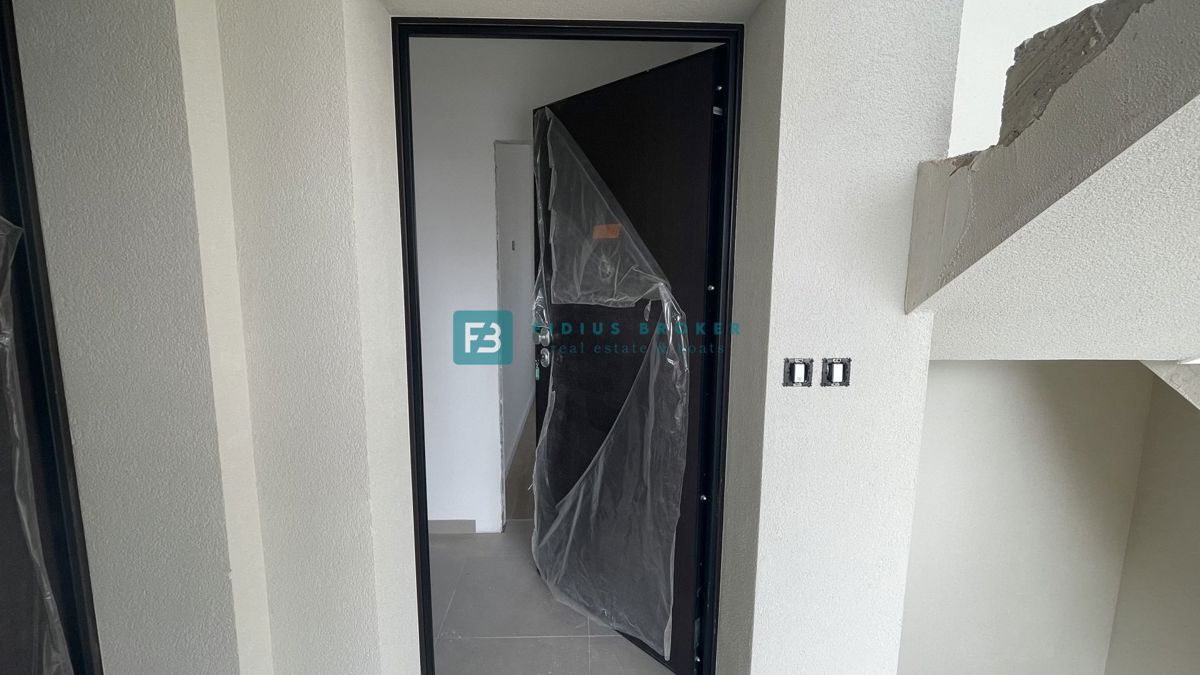 VODICE, novogradnja, moderno stanovanje, terasa, 2 spalnici