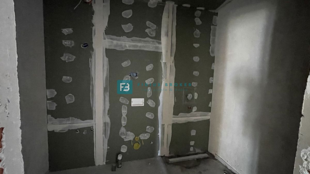 VODICE, novo, luksuzno stanovanje, vrhunska lokacija, 50 m do plaže, 1. nadstropje, terasa, dvigalo