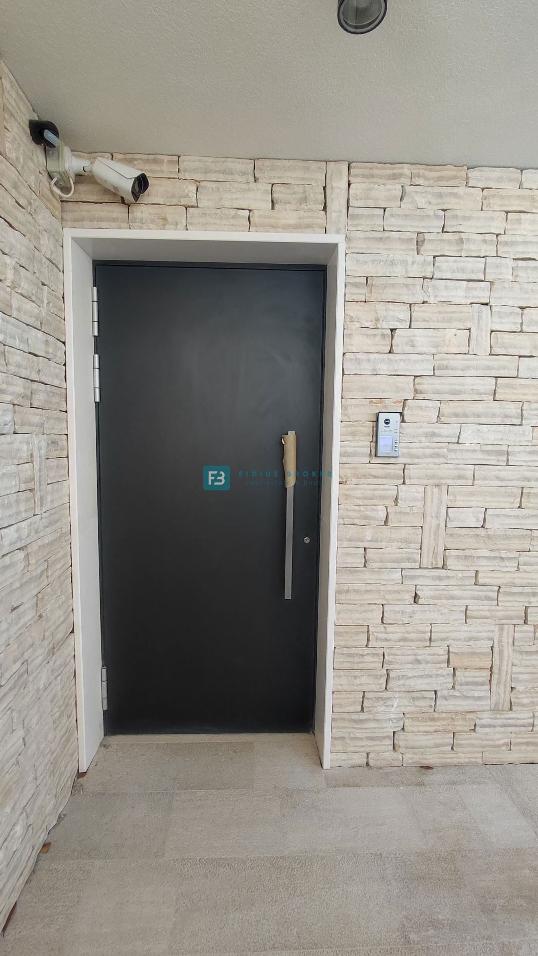 VODICE, novogradnja, luksuzno stanovanje, center, 250 m do rive