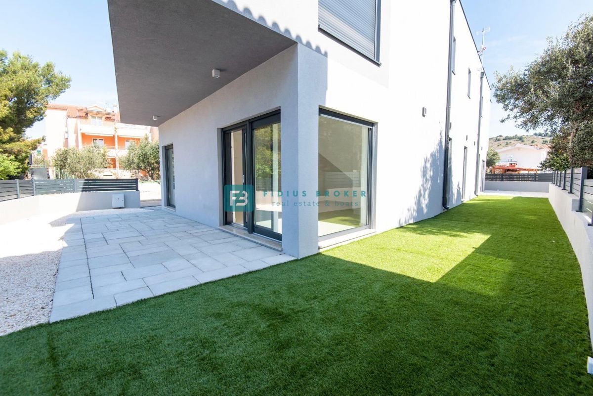 Hiša Žaborić, Šibenik - Okolica, 111,40m2