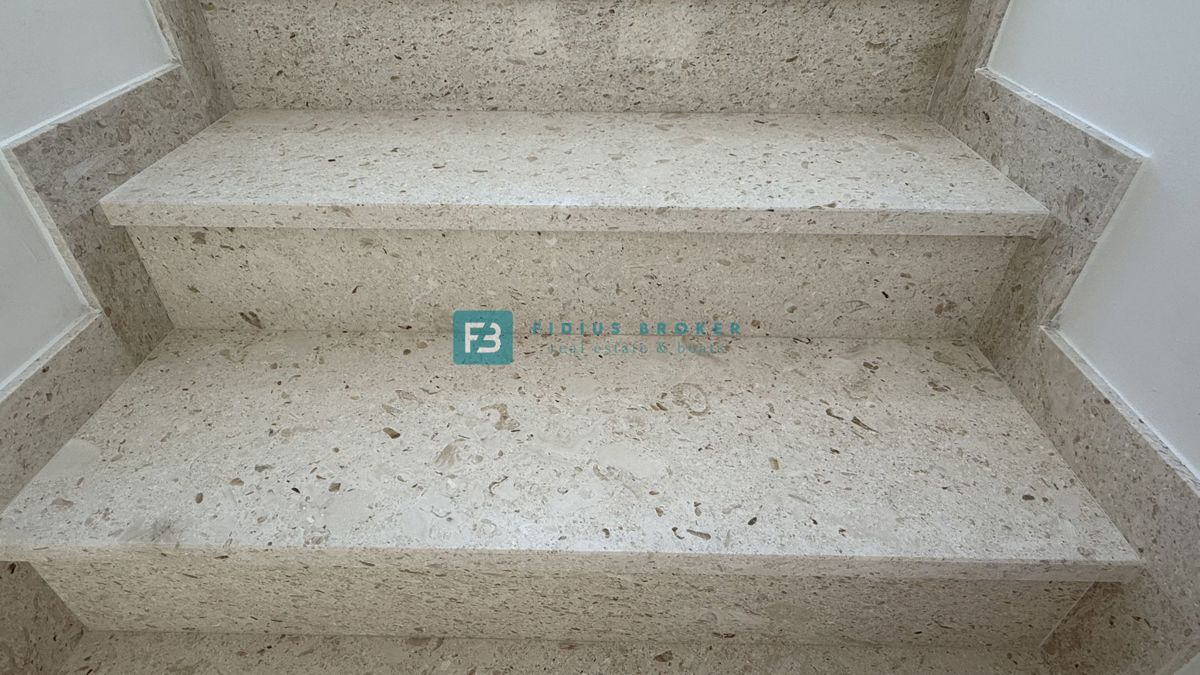 Hiša Žaborić, Šibenik - Okolica, 111,40m2