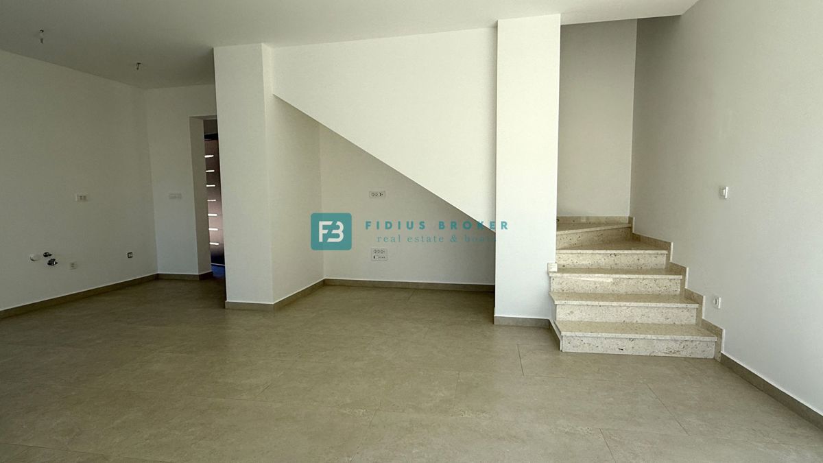 Hiša Žaborić, Šibenik - Okolica, 111,40m2