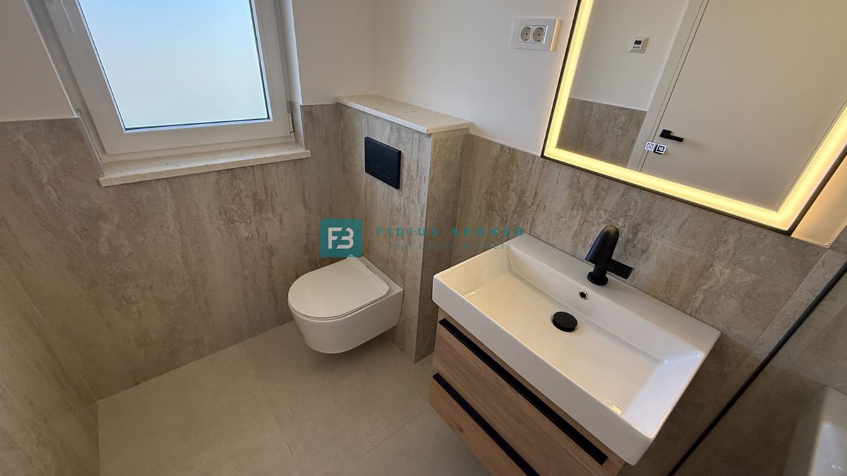 Hiša Žaborić, Šibenik - Okolica, 111,40m2