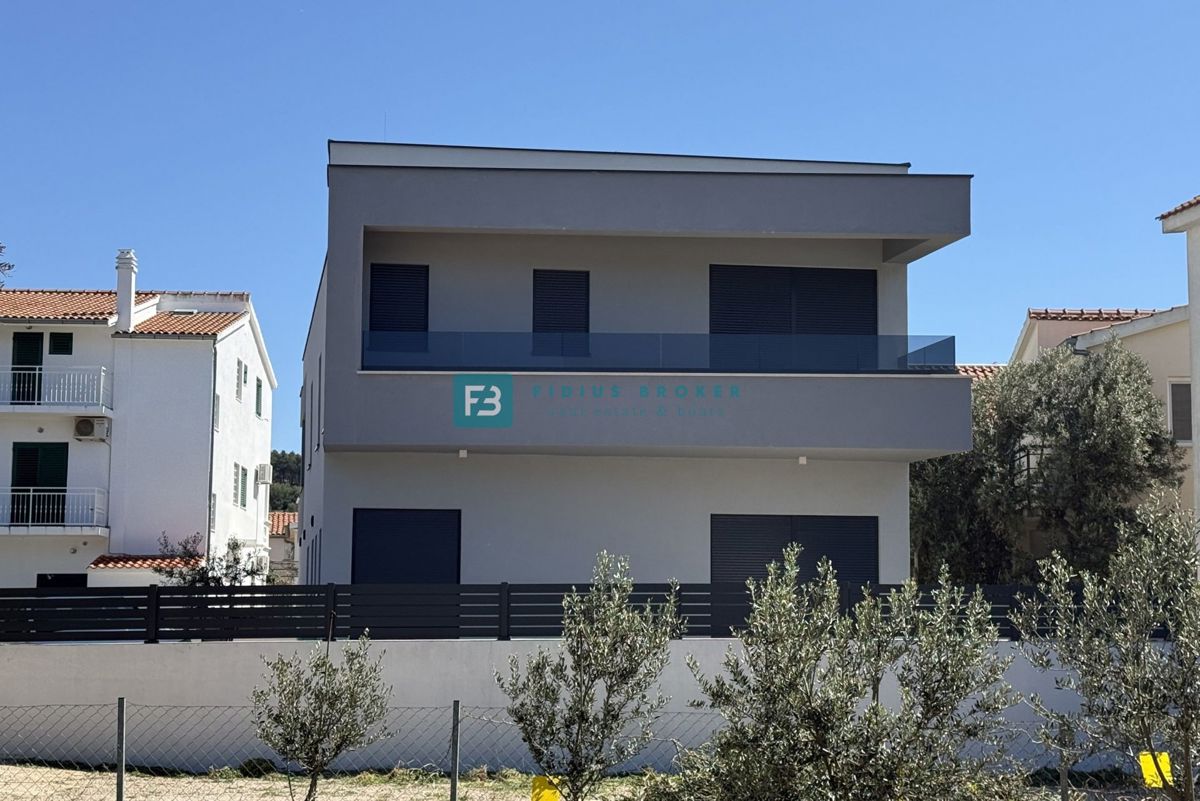 Hiša Žaborić, Šibenik - Okolica, 111,40m2