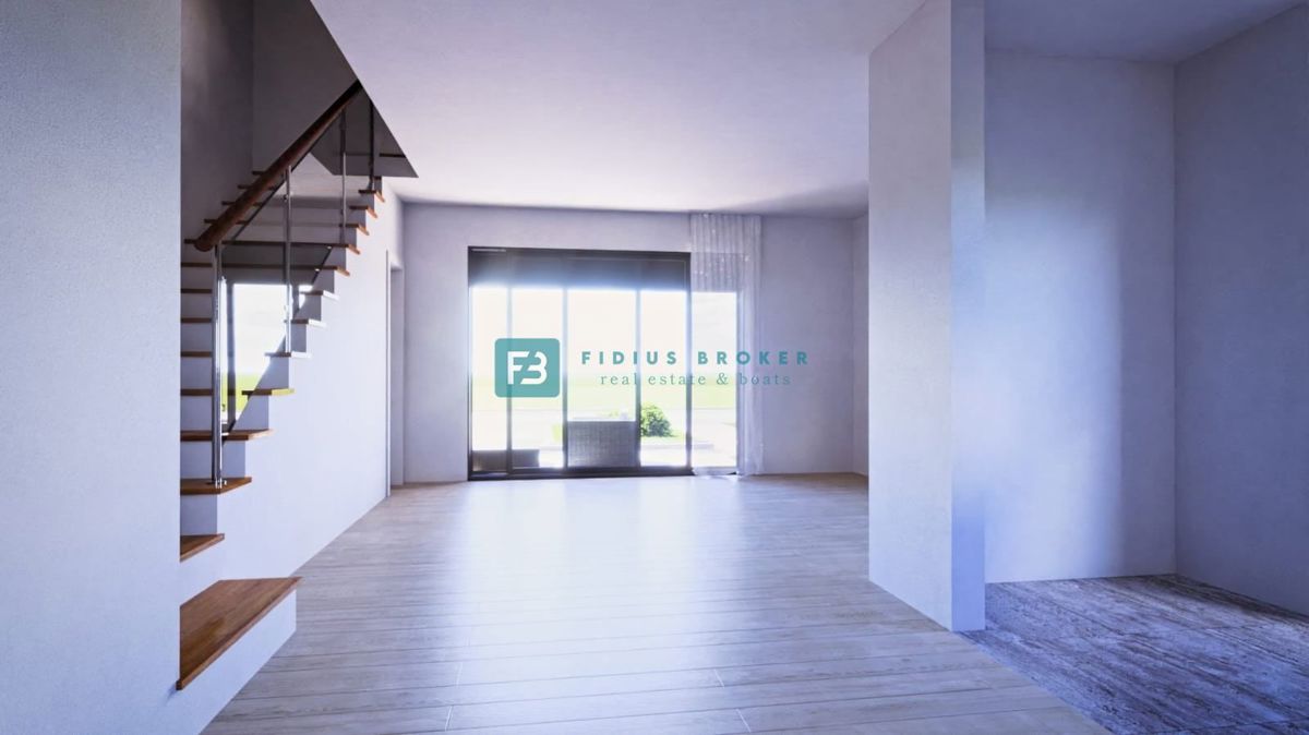 VODICE, novogradnja, družinska hiša, 2 ločena apartmaja, bazen, parkirišče