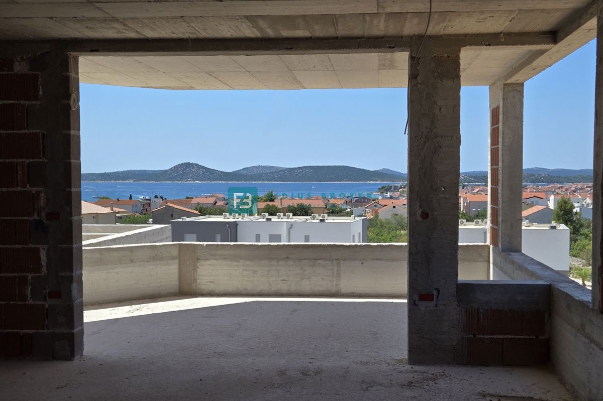 VODICE, novogradnja, penthouse, 2. nadstropje, pogled na morje, 3 ss