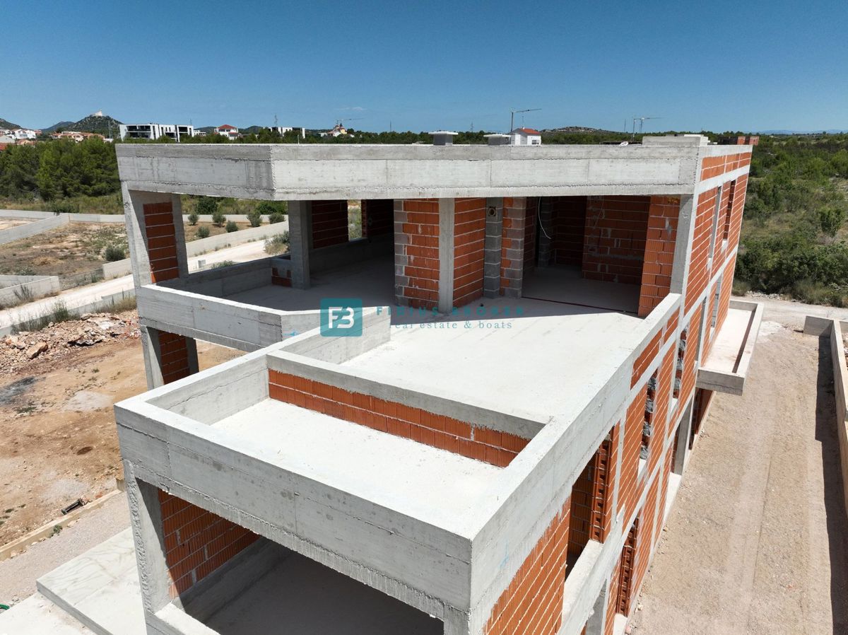 VODICE, novogradnja, penthouse, 2. nadstropje, pogled na morje, 3 ss