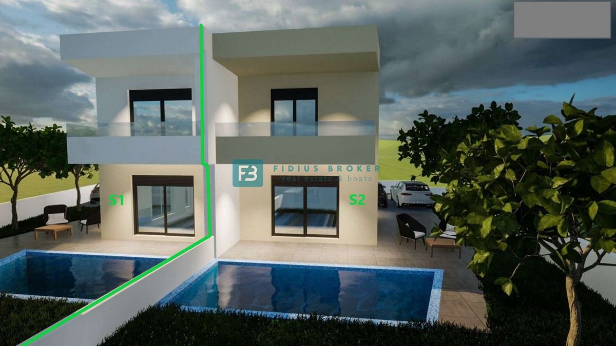 VODICE, novogradnja, moderna polsamostojna hiša, bazen, vrt 145 m2, S1