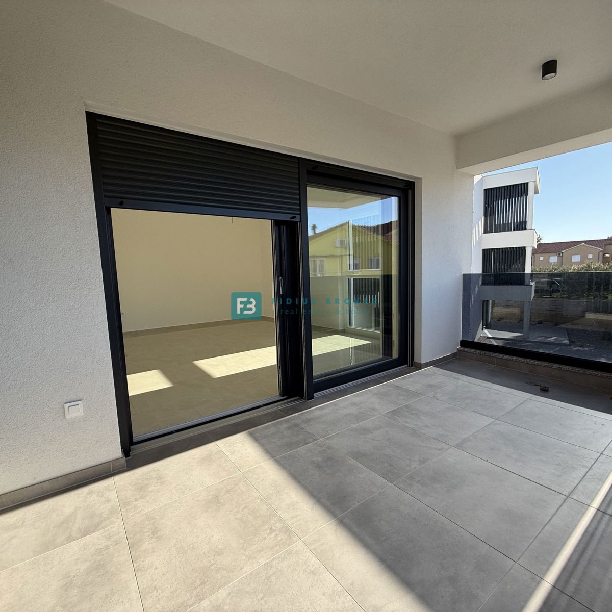 VODICE, novogradnja, vseljivo, 1. nadstropje, terasa, mirna lokacija