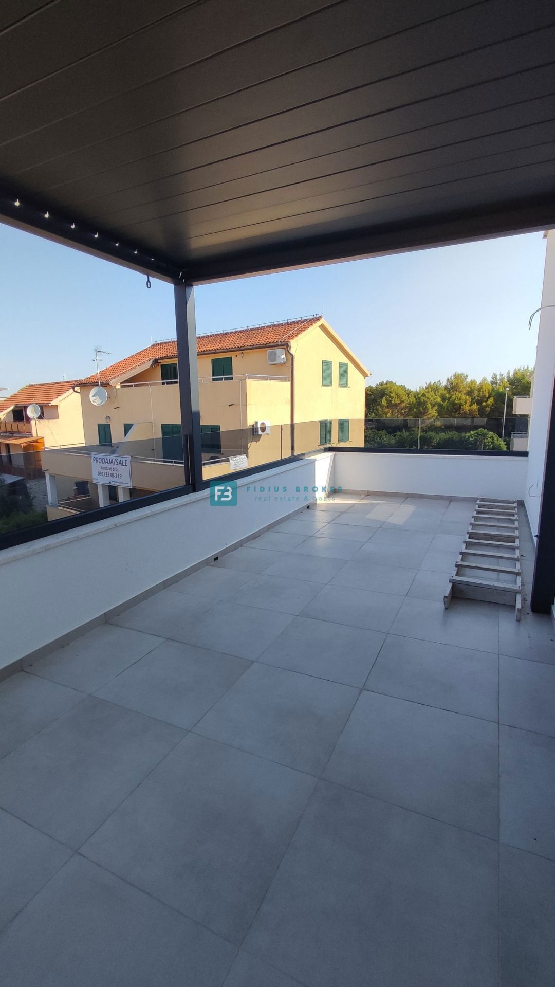 VODICE - SRIMA, nova, dvojček, 300 m do plaže, pogled na morje, S1