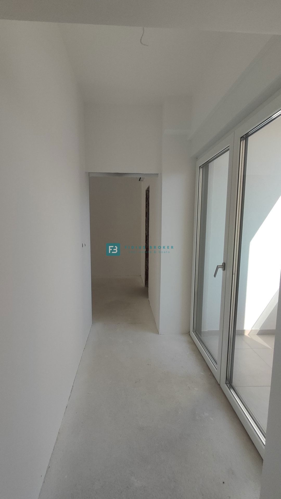 VODICE - SRIMA, nova, dvojček, 300 m do plaže, pogled na morje, S1