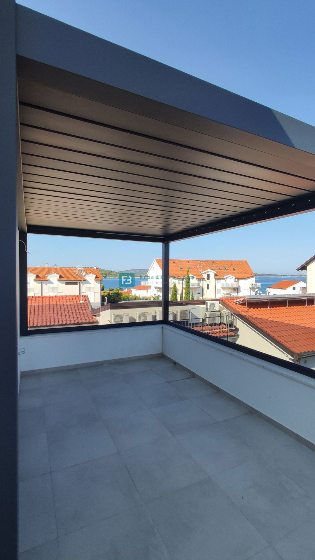 VODICE - SRIMA, nova, dvojček, 300 m do plaže, pogled na morje, S1