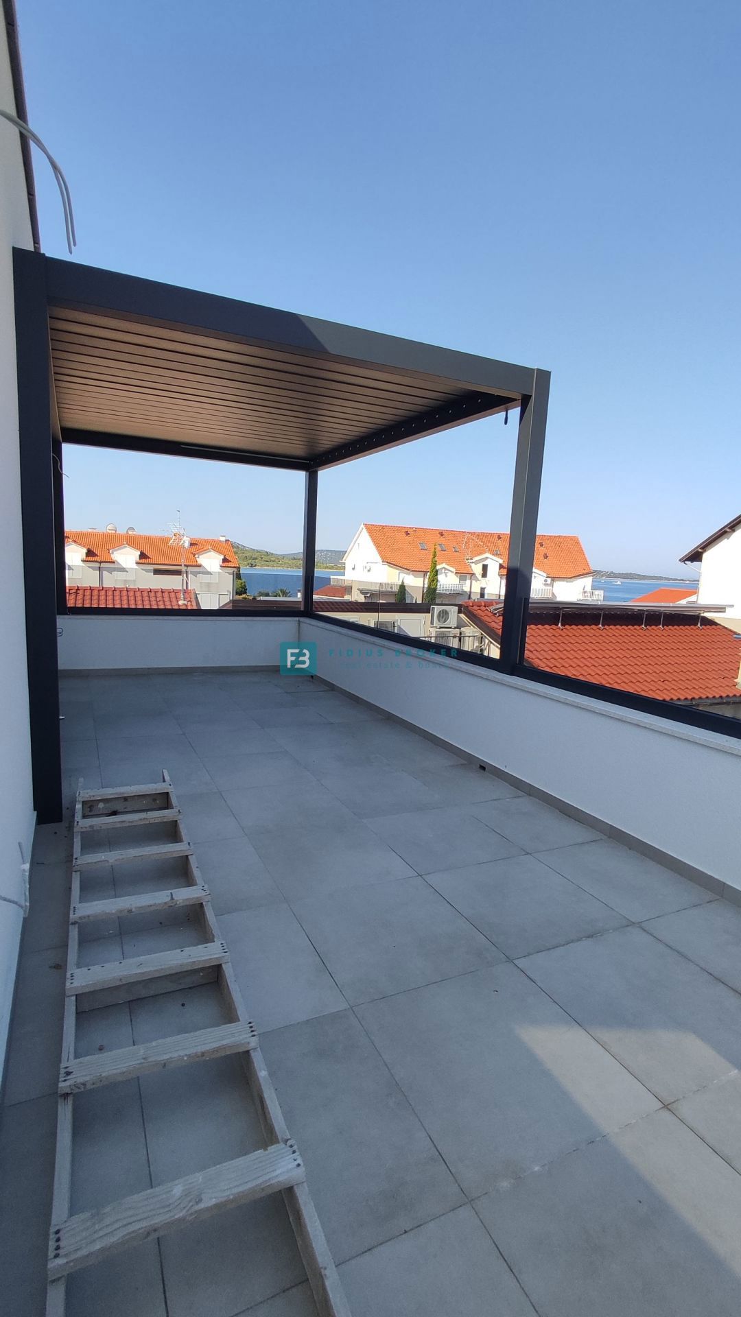 VODICE - SRIMA, nova, dvojček, 300 m do plaže, pogled na morje, S1