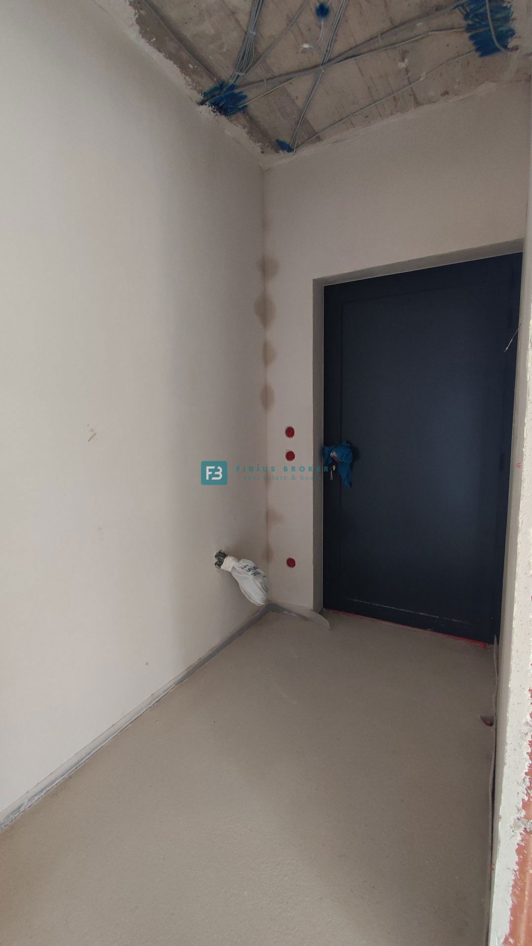 VODICE, novogradnja, dvojček, vrt 166 m2, mirna lokacija, S2