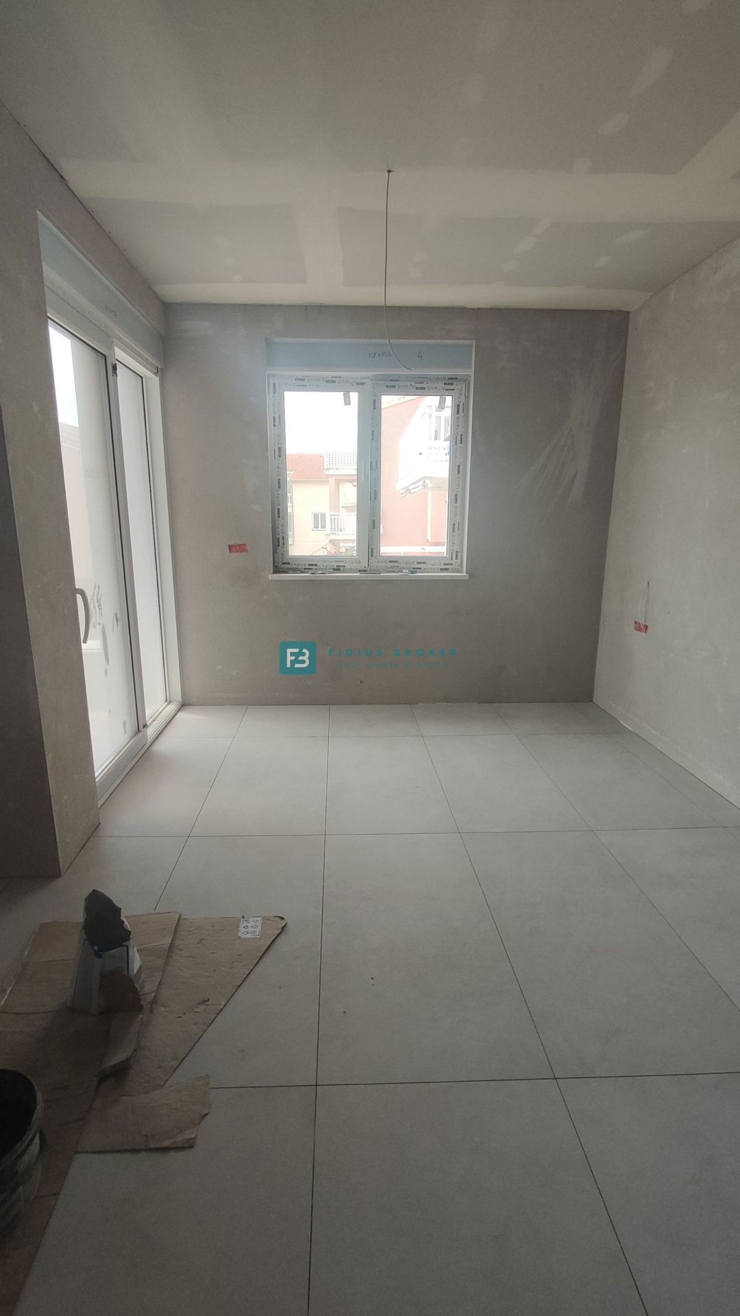 VODICE, novogradnja, dvoetažno stanovanje, 3 spalnice, vrt