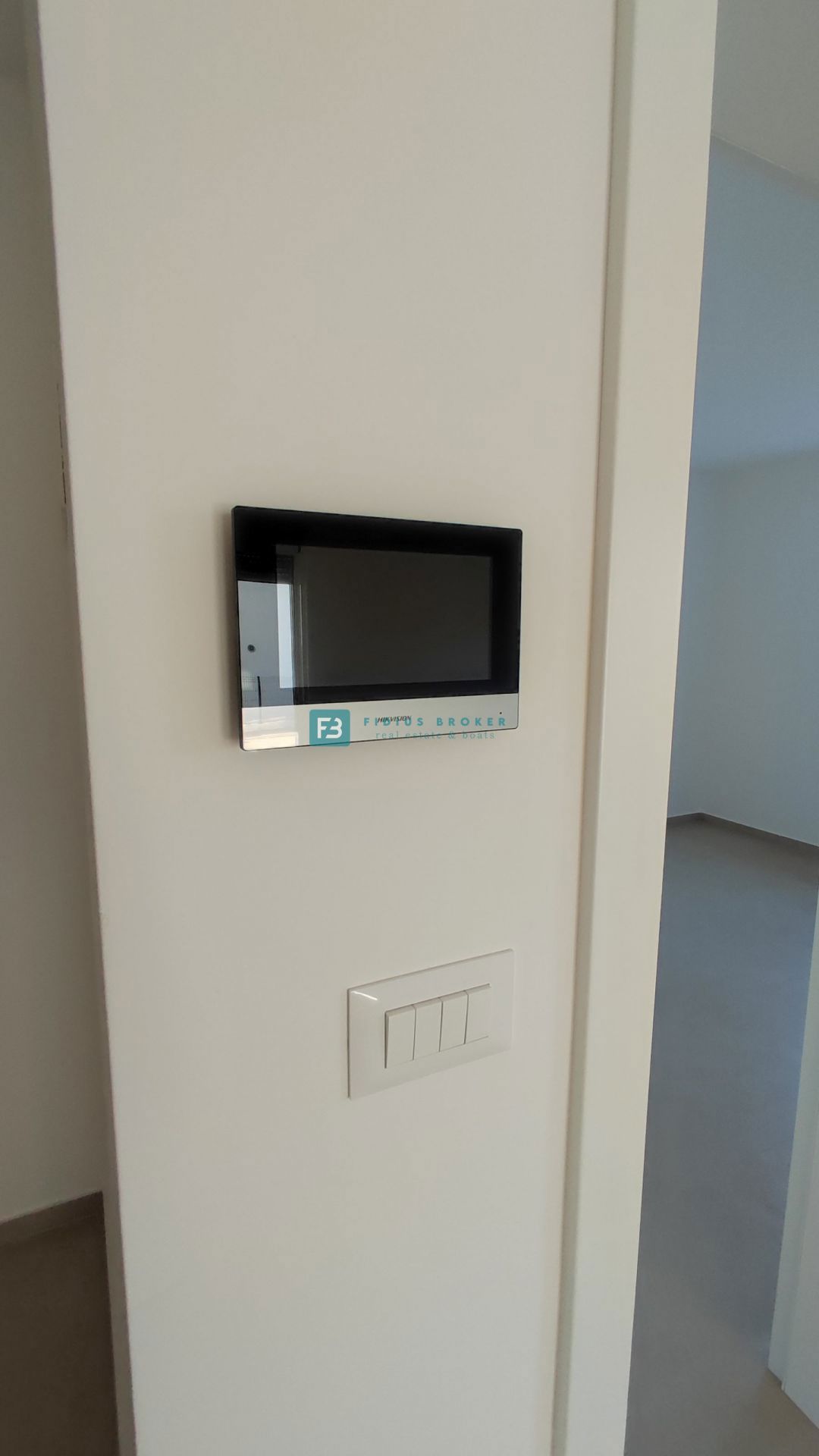 VODICE, novo, dokončano, pritličje, vrt 117 m2, mirna lokacija