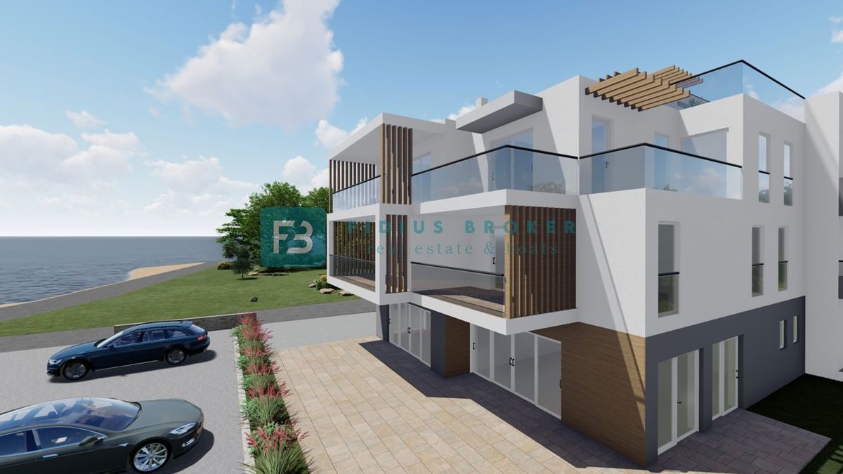 SRIMA, 1. red do morja, odlična lokacija, 2 poslovna prostora