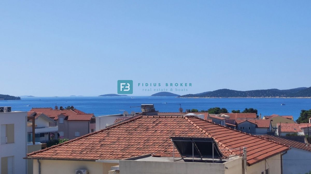 VODICE, novo, 400 m do morja, 2. nadstropje, luksuzno stanovanje s pogledom na morje, S7