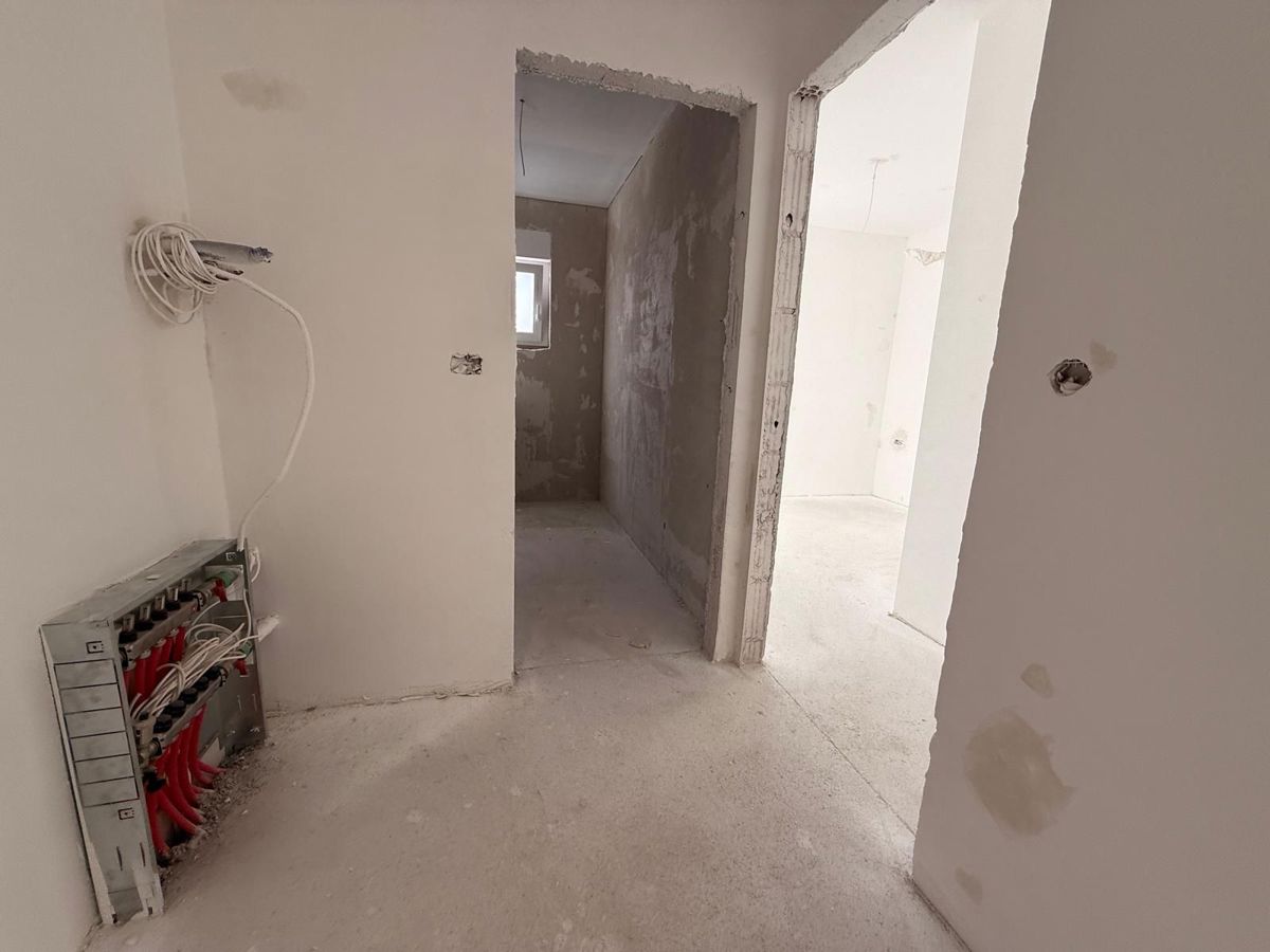 VODICE, novogradnja, dvoetažno stanovanje, pogled na morje, strešna terasa