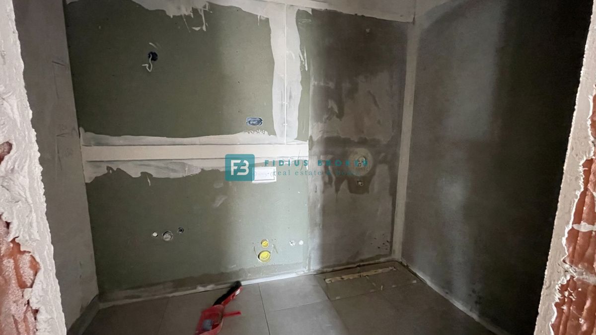 VODICE, novo, luksuzno stanovanje, vrhunska lokacija, 50 m do plaže, 1. nadstropje, terasa, dvigalo