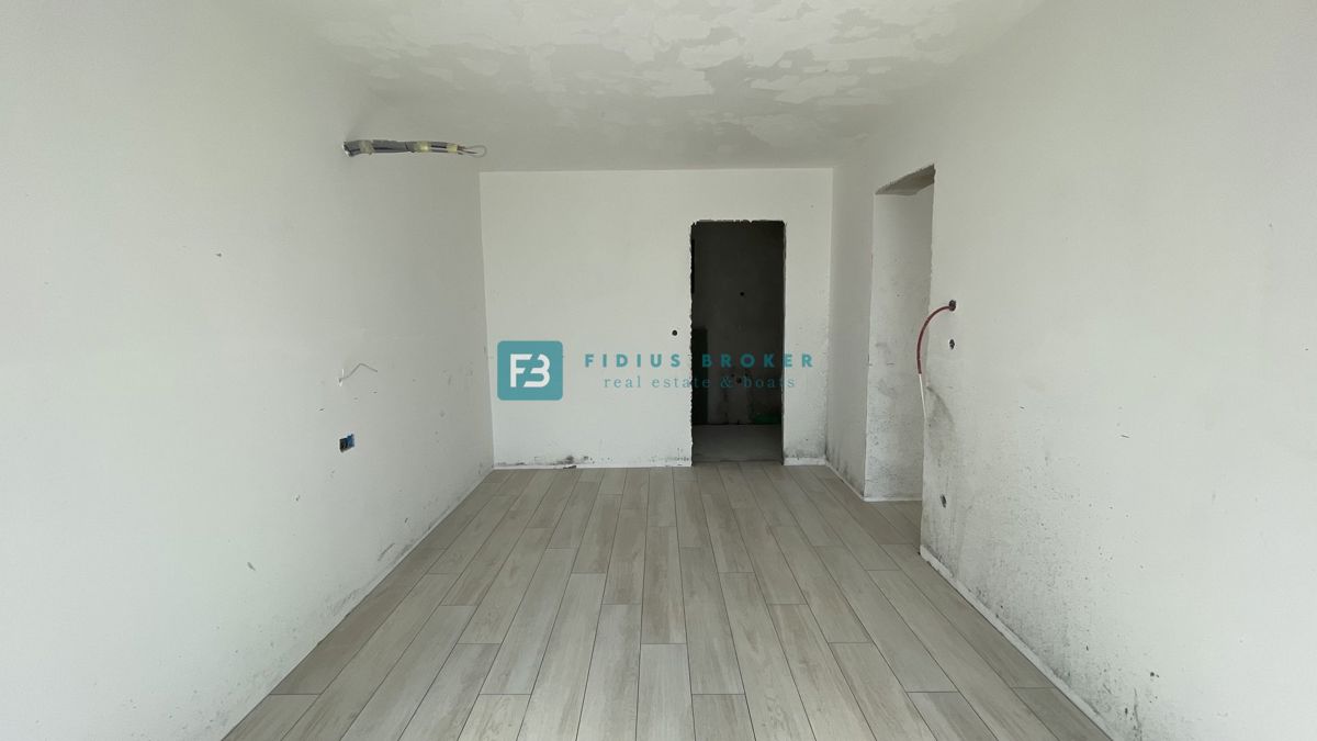 VODICE, novogradnja, luksuzno stanovanje, 70 m od plaže, pogled na morje, 3 spalnice