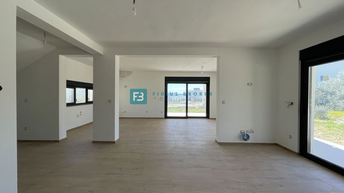 VODICE, novogradnja, samostojna luksuzna vila, bazen