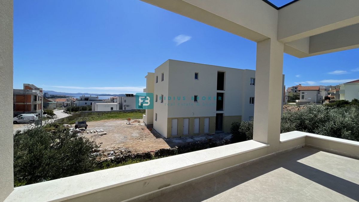 VODICE, novogradnja, samostojna luksuzna vila, bazen