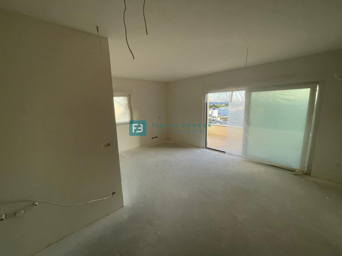 VODICE, novogradnja, dvoetažno stanovanje, pogled na morje, strešna terasa