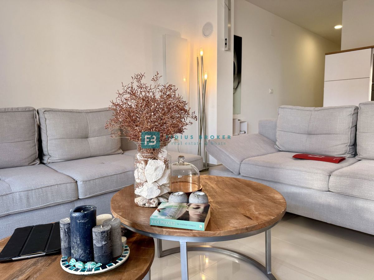 VODICE, novo, moderno opremljeno stanovanje, visoko pritličje, 600 m do plaže, shramba