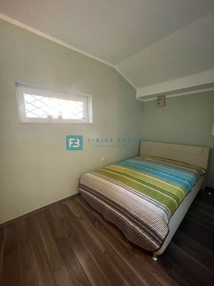 TISNO, čudovita samostojna hiša, 60 m od plaže, odprt pogled na morje