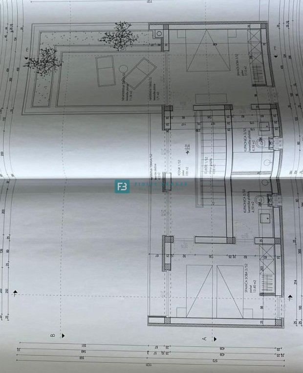 TRIBUNJ, nova, luksuzno opremljena hiša, bazen, pogled na morje