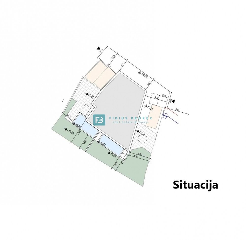 VODICE, novogradnja, moderna polsamostojna hiša, bazen, vrt 145 m2, S1