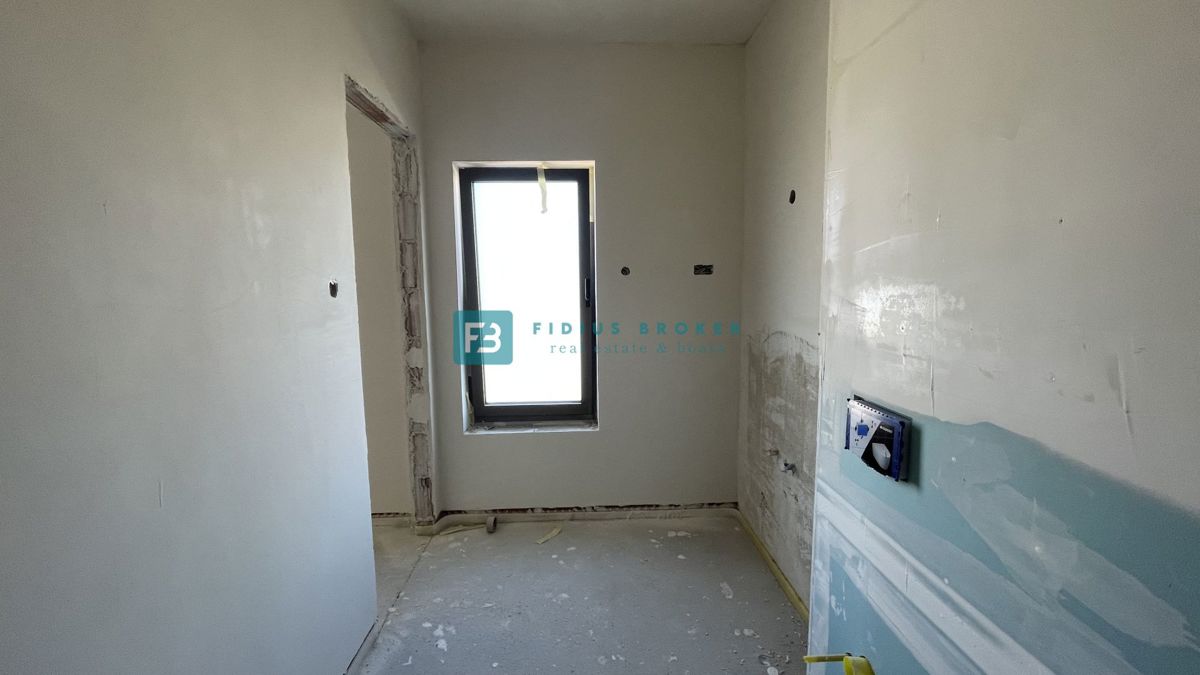 VODICE, novogradnja, 2. nad., pogled na morje, 3s, dvigalo, shramba