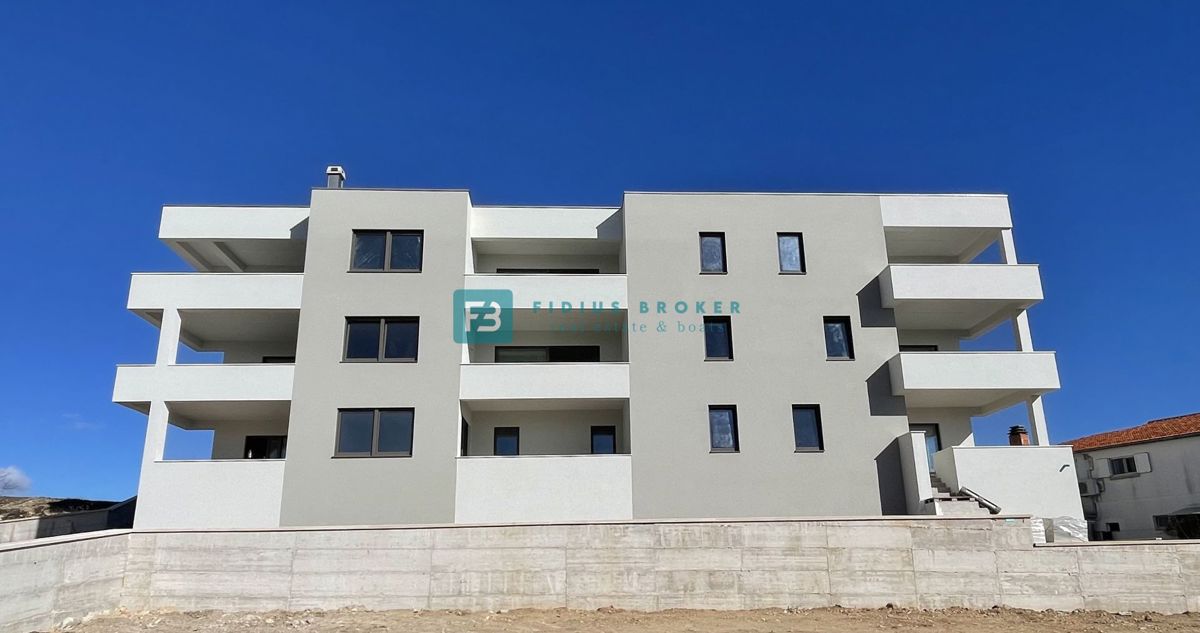 VODICE, novogradnja, 2. nad., pogled na morje, 3s, dvigalo, shramba