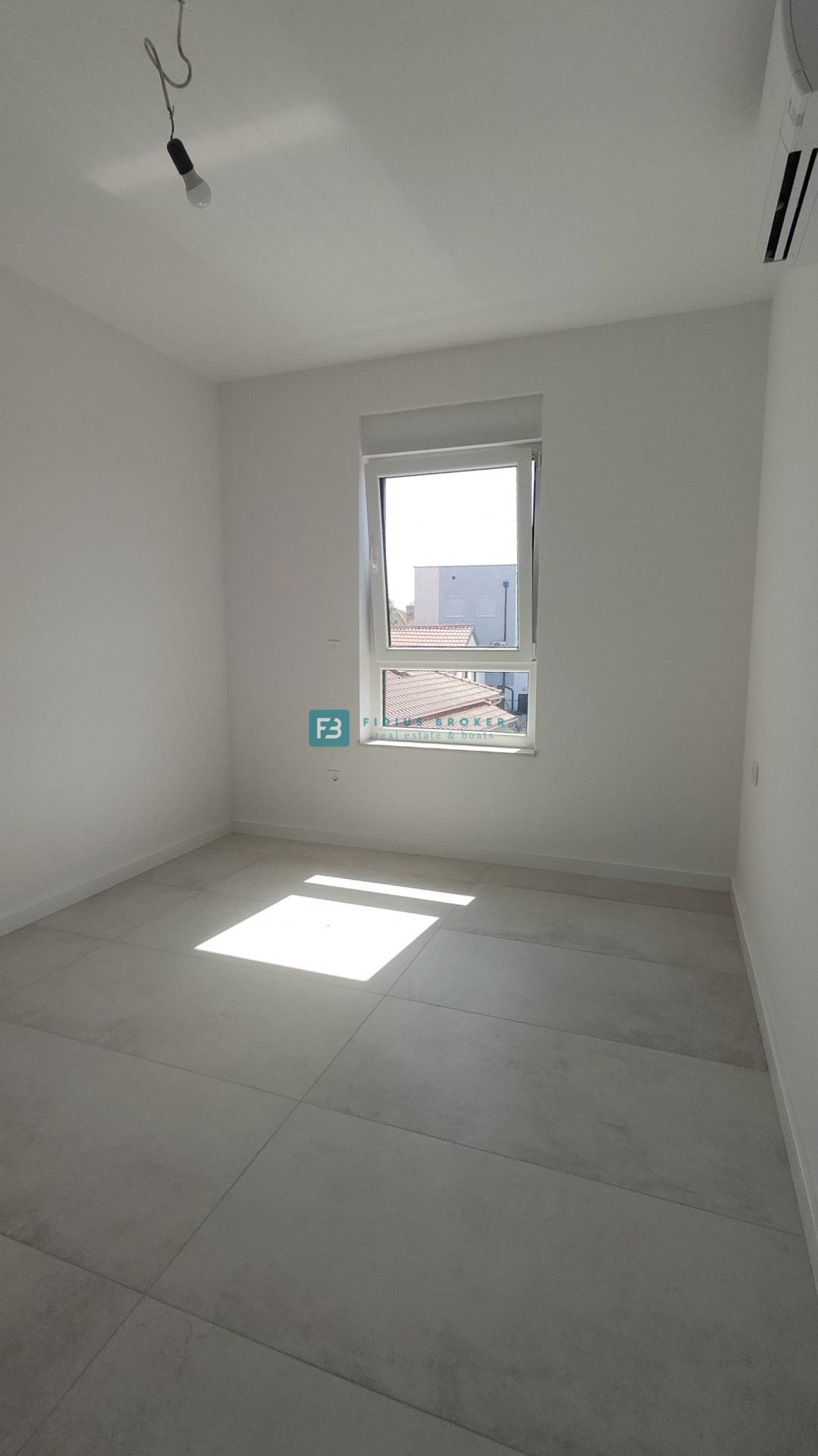 VODICE, novo, 400 m do morja, 2. nadstropje, luksuzno stanovanje s pogledom na morje, S7