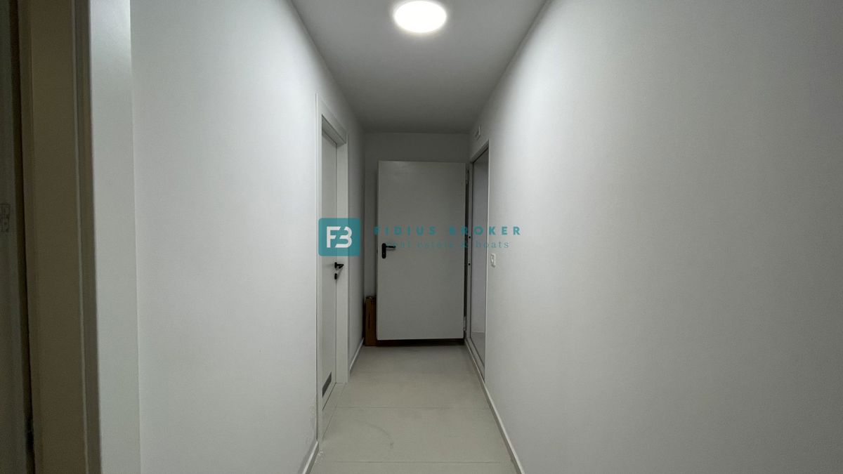 VODICE, novogradnja, 350 m od plaže, 2. nad., pogled na morje